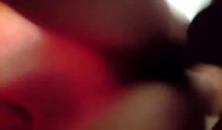 Stripteuză încearcă lesbiene ceas pe coloana imagini femei sexy