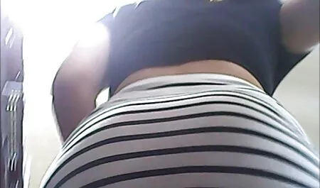 Înfricoșător tânăr poze cu femei sexoase Box curva pe camera se masturbeaza.