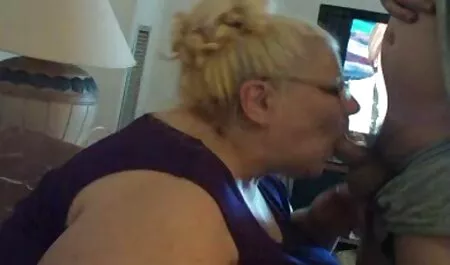 Un barbat cu pula mare, Blonda scuipa in pantaloni antonia poze sexy