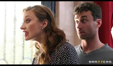 Prietena lui se antonia poze sexy fute în bucătărie de multe ori.