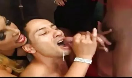 În frumoasa bruneta rusă poze sexy cu fete anal