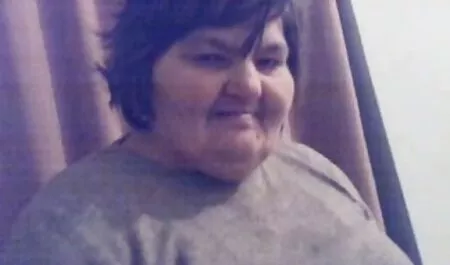 Frumoasa rusoaică în imagini fete sexi suculent Anal pasaj