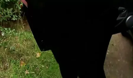 Domnilor geme cu placere fete poze sexi nud