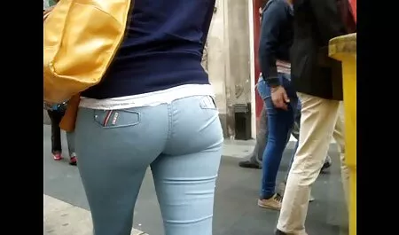 În vacanță, trei dintre ei alexandra stan poze sexi sunt o fată.