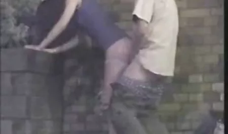 Cumming cu poze sexi femei păsărică și fundul cu tocilar Curvă