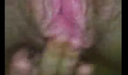 O virgină era sub ochiul doctorului poze sexi ana maria prodan în duș.