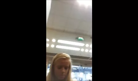 Dracu curva a intrat poze sexy alb negru în păsărică și a sfârșit cu gura.