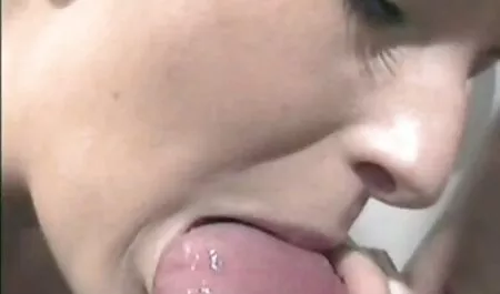 Fecioara arată corpul poze cu cele mai sexi fete ei subțire și uimitoare, care este sirena.