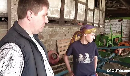 Oamenii folosesc un tânăr rus imagini sexi Curvă