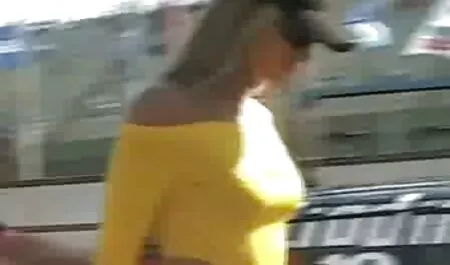 Frumusete rus pe două trunchiuri imagini cu femei sexi a devenit mai greu