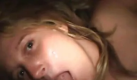 Însărcinată rusă Bruneta arata o fete sexi imagini pasarica