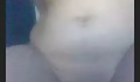 Animalul tânăr de piper are poze sesy coada unei mame mature.