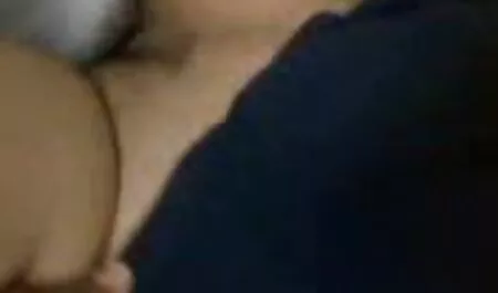 Adolescenti Cenusareasa si mama vitrega rupt imagini fete sexi în afară