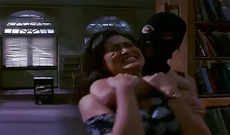 Întoarce-te, bruneta fierbinte in poze sexy alb negru pizda